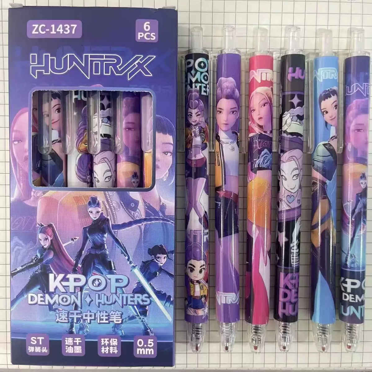Home Office Student - Anime Lumi Mila Zoi Witch Hunter